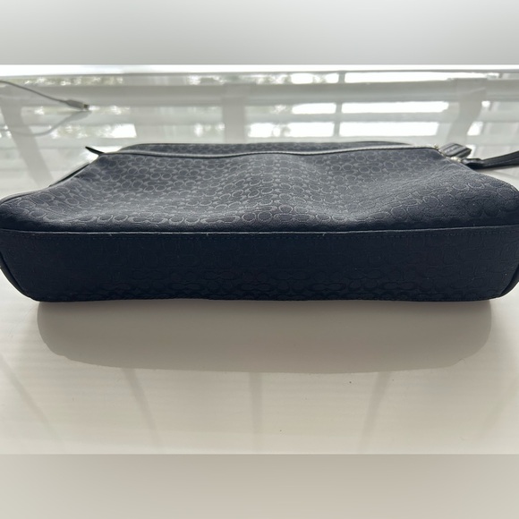 Vintage Coach Toiletry Bag Black Mini Signature C Jacquard - Picture 4 of 7